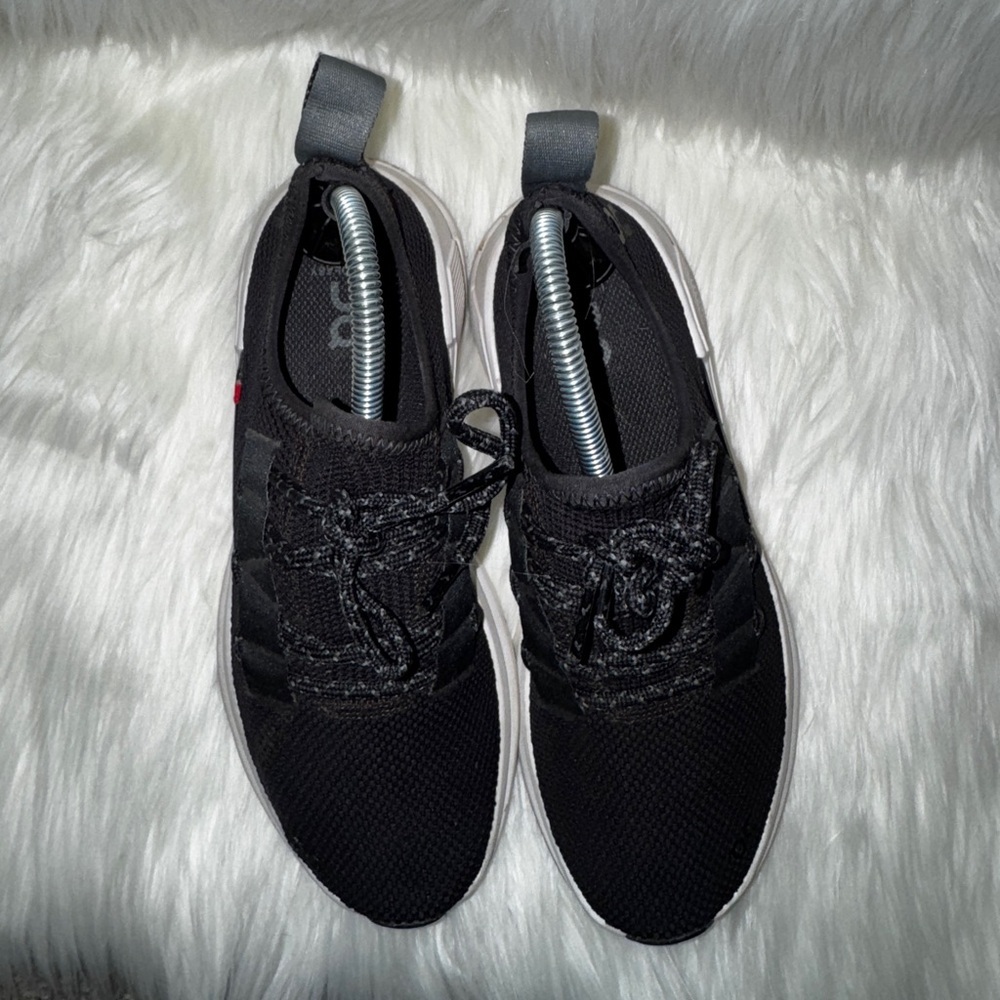 Oncloud- women’s size 6 - black and white-cloudeasy - Picture 3 of 7